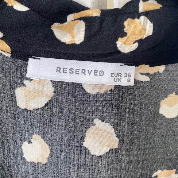 Reserved black and tan button down belted dress size 8 - Picture 10 of 11